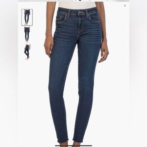 EUC Kut from the Kloth “Donna” ankle skinny jeans